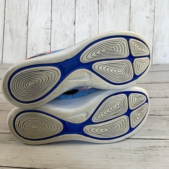 Nike Lunarlon Running Sneaker - Picture 8 of 13